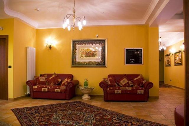 Hotel Duca Di Calabria 세라란브루노 외부 사진