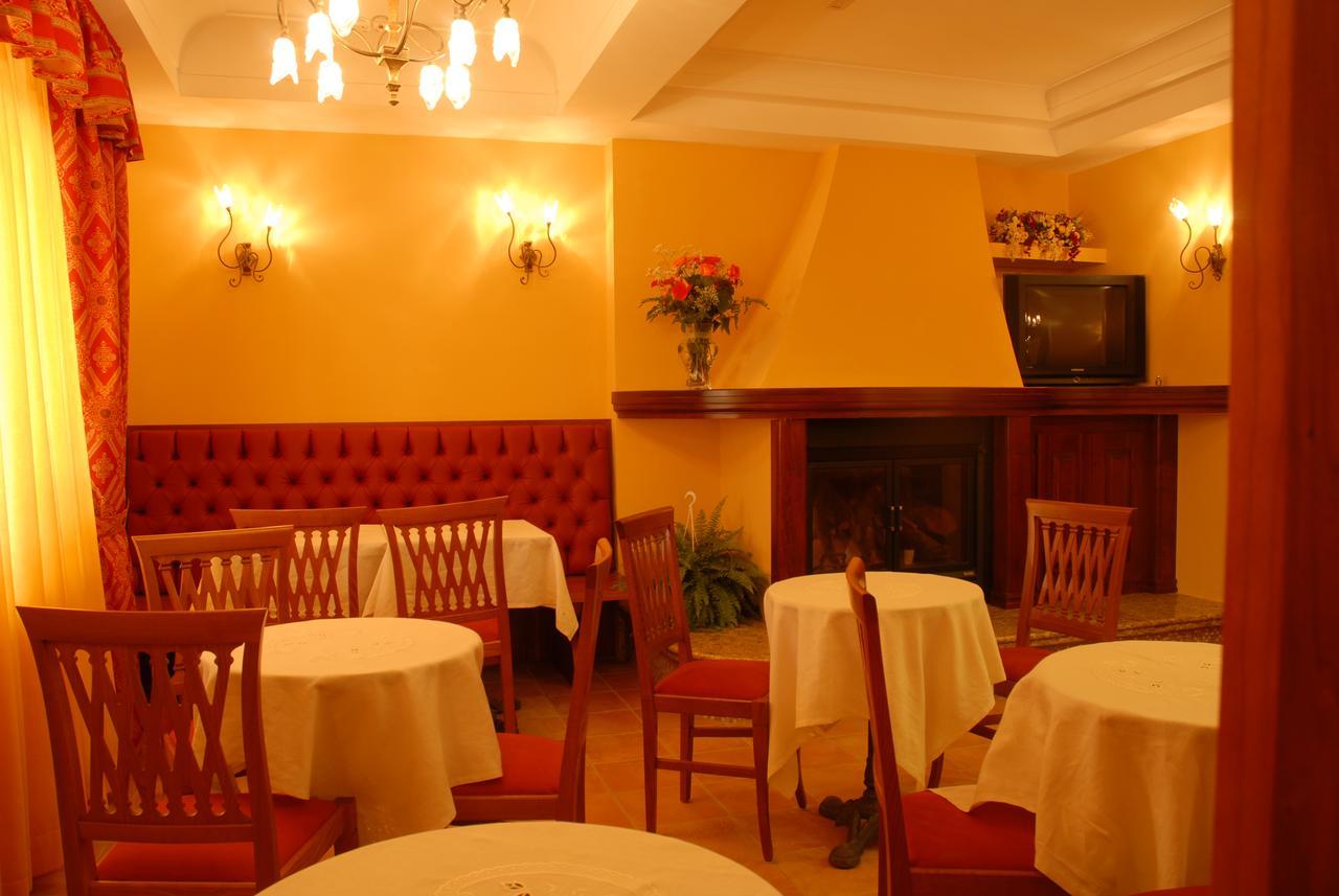 Hotel Duca Di Calabria 세라란브루노 외부 사진